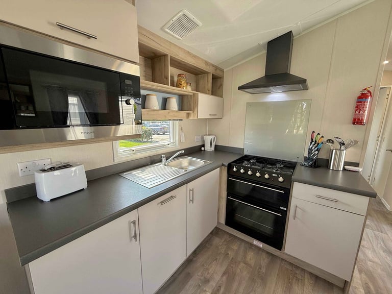 Ex demo New Willerby Linwood static caravan for sale at St Agnes Holiday Park, Truro TR4 8HS