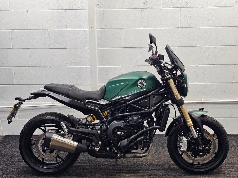 BENELLI LEONCINO 800 ABS ** 4931 miles - June 27 MOT - One Owner **