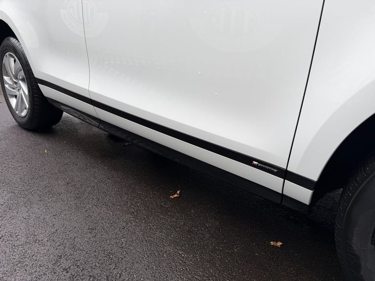 2020 Land Rover Range Rover Evoque 2.0 P200 R-Dynamic S 5dr Auto ESTATE PETROL Automatic