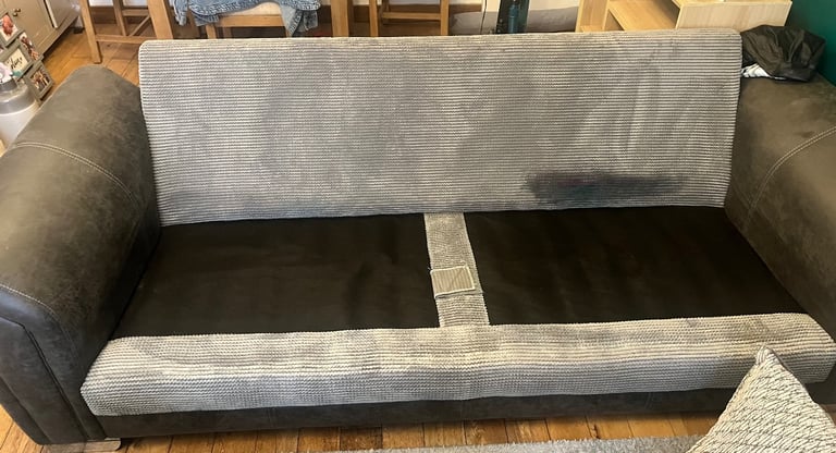 3 seater sofa 