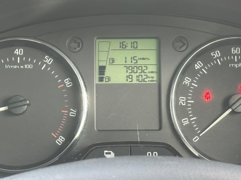 2013 Skoda Fabia 1.2 SE Euro 5 5dr HATCHBACK Petrol Manual