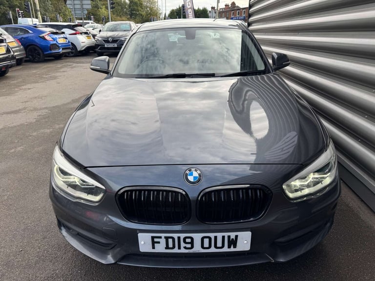 2019 BMW 1 Series 116d SE Business 5dr [Nav/Servotronic] HATCHBACK DIESEL Manual