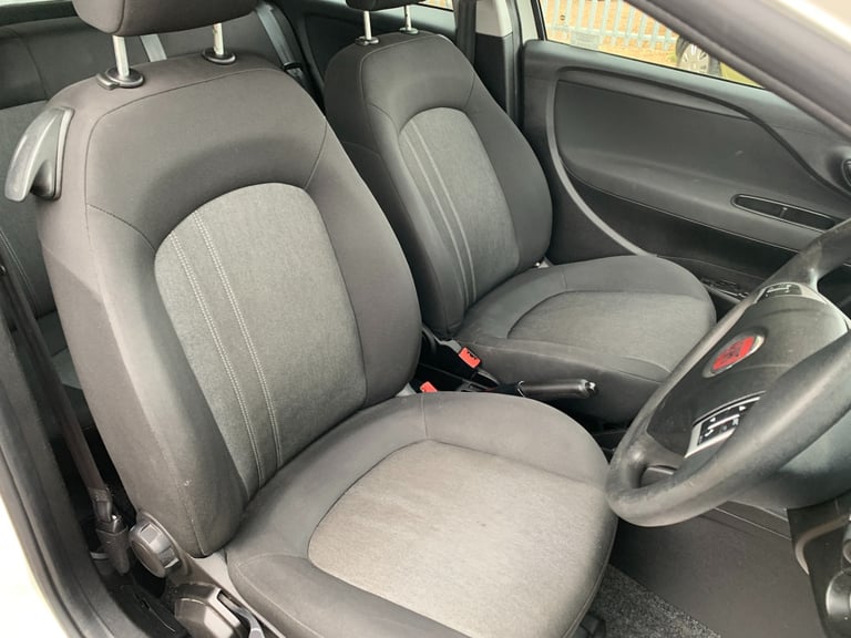 2015 Fiat Punto 1.2 Pop 3dr HATCHBACK Petrol Manual