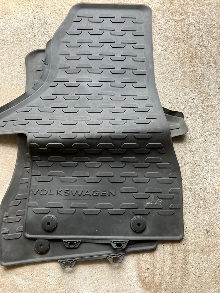 VW 6.1/California front mats
