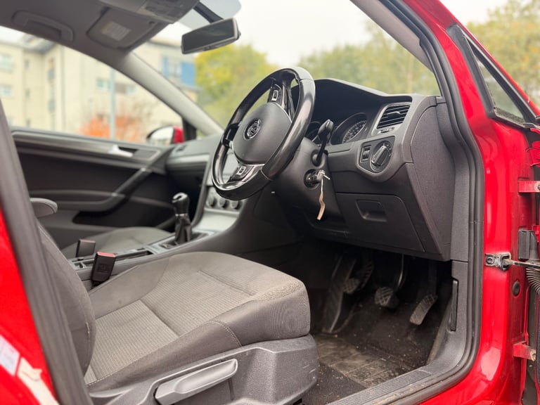 Volkswagen, GOLF, Hatchback, 2013, Manual, 1390 (cc), 5 doors