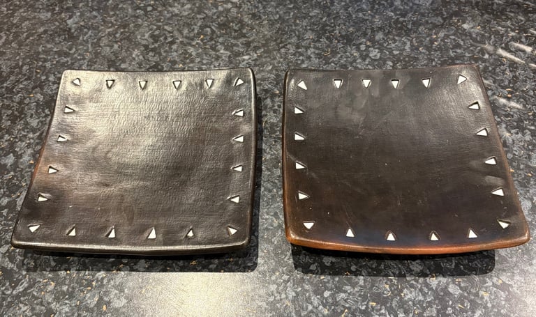 image for 2 vintage ceramic plates 