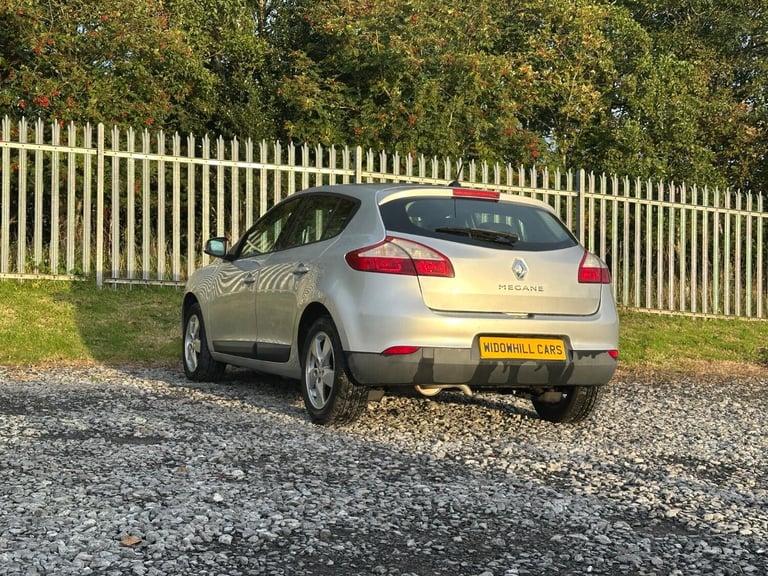 RENAULT MEGANE 1.6 16V Dynamique TomTom 2011