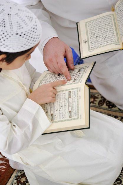 Learn free online Quran with Tajweed - flexible timing