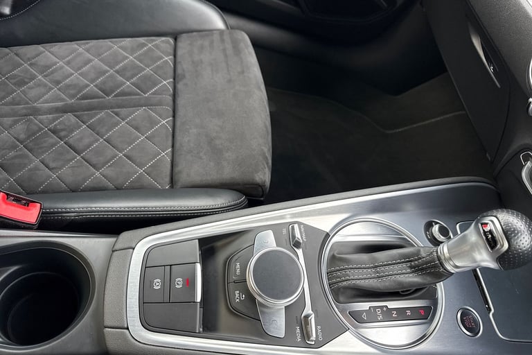 2021 Audi TT Coup- S line 40 TFSI  197 PS S tronic Coupe PETROL Automatic