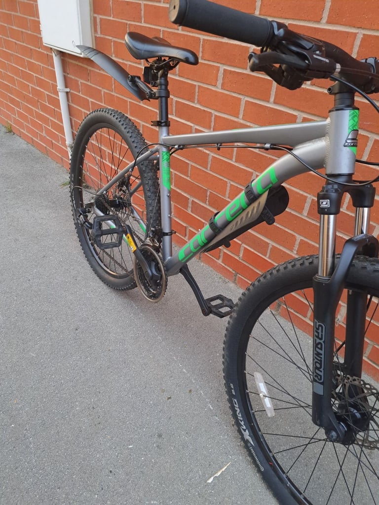 image for Mens carrea mountain bike brilliant condition 