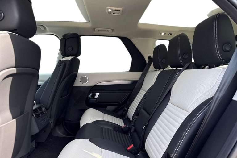 2025 Land Rover Discovery 3.0 D350 MHEV Dynamic HSE Auto 4WD Euro 6 (s/s) 5dr SUV Diesel Automatic