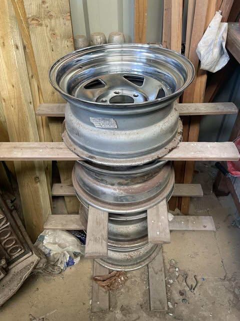 4 x mangels steel chrome wheels 15" 114.3 x 5 Jeep Cherokee