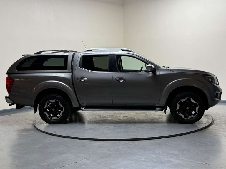 2020 Nissan Navara Double Cab Pick Up Tekna 2.3dCi 190 TT 4WD Auto PICK UP DIESEL Automatic