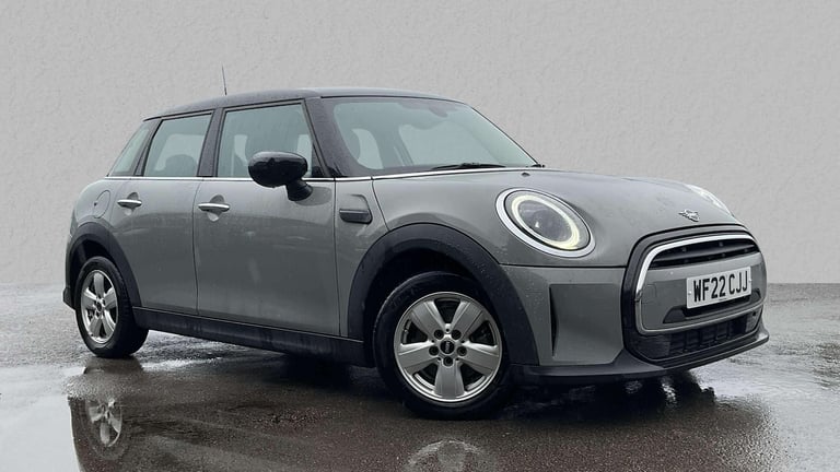 image for 2022 MINI Hatch 1.5 Cooper Classic 5dr Hatchback Petrol Manual