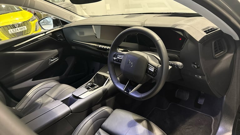 2025 DS Automobiles DS 4 1.6 E-TENSE Rivoli 5dr EAT8 HATCHBACK PETROL/ELECTRIC Automatic
