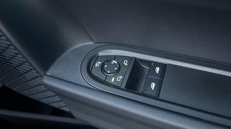 2025 MINI Cooper 1.5 C Exclusive 3dr Auto Hatchback Petrol Automatic