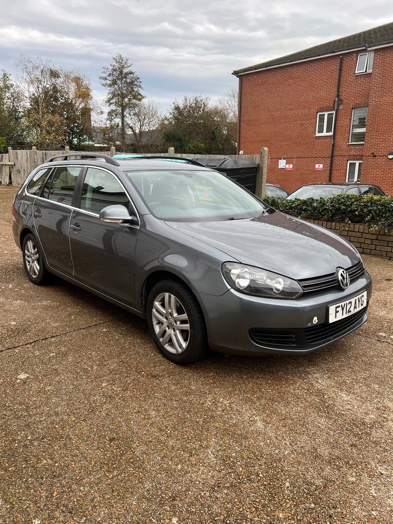 Volkswagen, GOLF, Estate, 2012, Semi-Auto, 1598 (cc), 5 doors