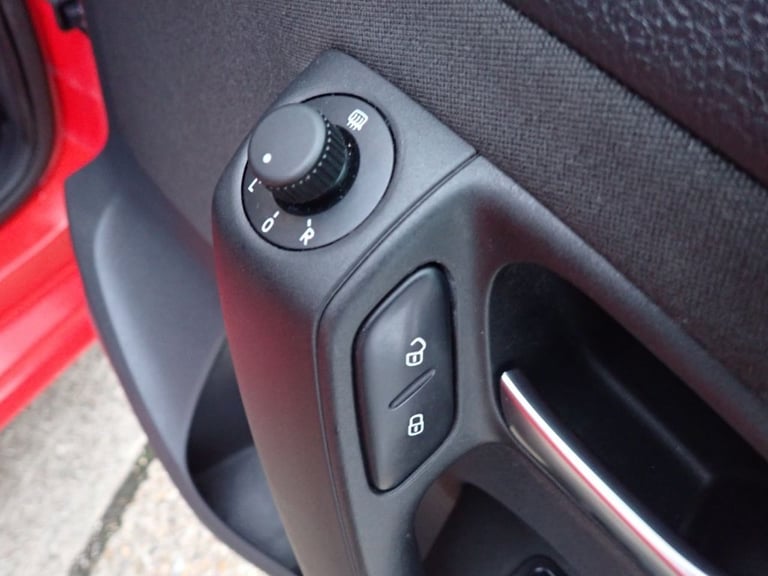 2013 13 VOLKSWAGEN POLO 1.2 MATCH EDITION HATCHBACK 5DR PETROL MANUAL EURO 5 (70