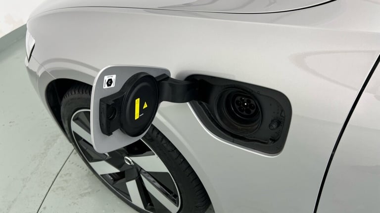 2025 Volvo V60 Plus, T6 AWD Plug-in hybrid, Electric/Petrol, Dark Estate Petrol Parallel PHEV Aut...