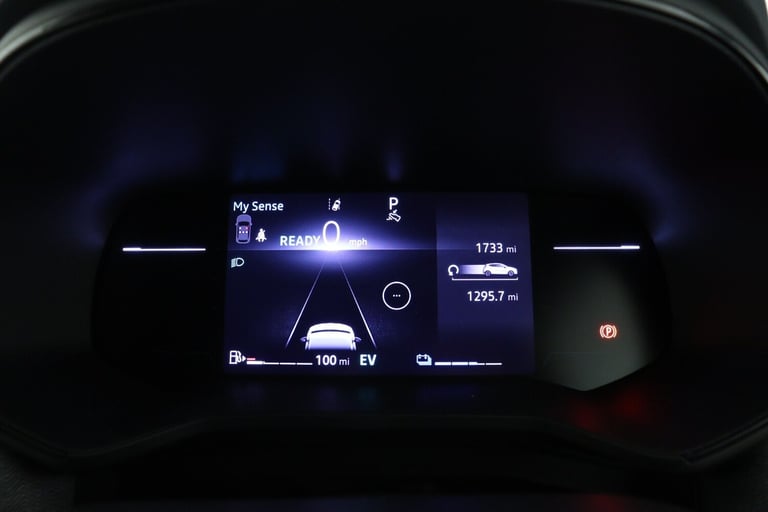 2024 Renault Clio 1.6 E-TECH full hybrid 145 Techno 5dr Auto Hatchback Hybrid Automatic