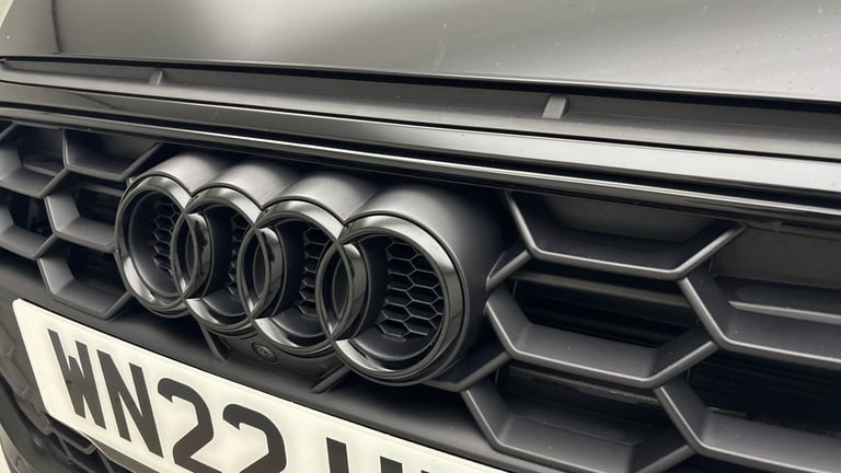 2022 Audi A4 Avant 2.0 TFSI 40 Black Edition Estate 5dr Petrol S Tronic Euro 6 (s/s) (204 ps) Est...