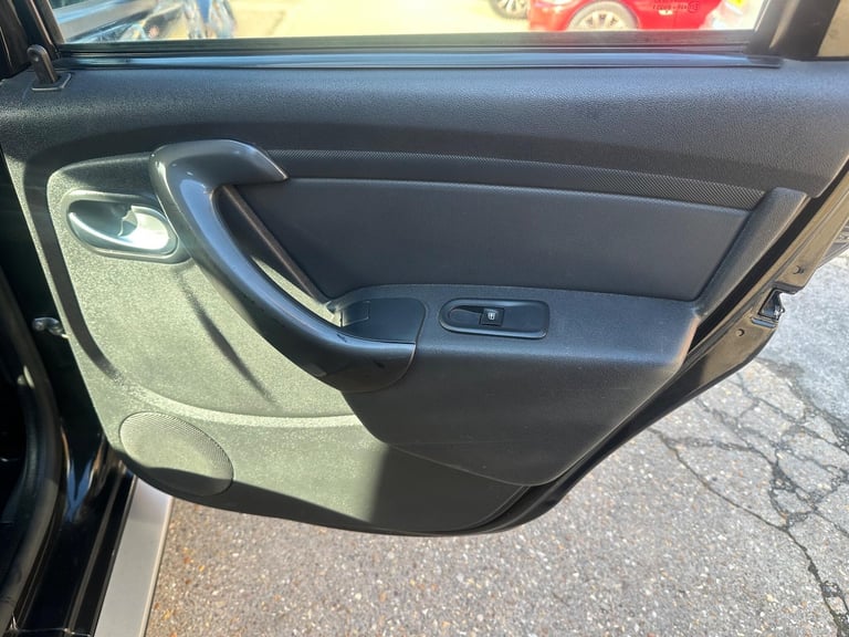 2017 Dacia Duster 1.2 TCe Prestige Euro 6 (s/s) 5dr HATCHBACK Petrol Manual