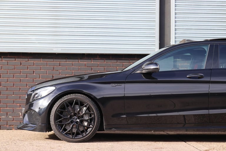 Mercedes Benz C Class 3.0 C43 V6 AMG (Premium Plus) G-Tronic+ 4MATIC