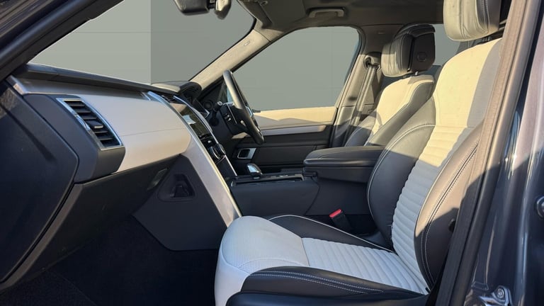 2024 Land Rover Discovery 3.0 D300 Dynamic HSE 5dr Auto ESTATE DIESEL Automatic