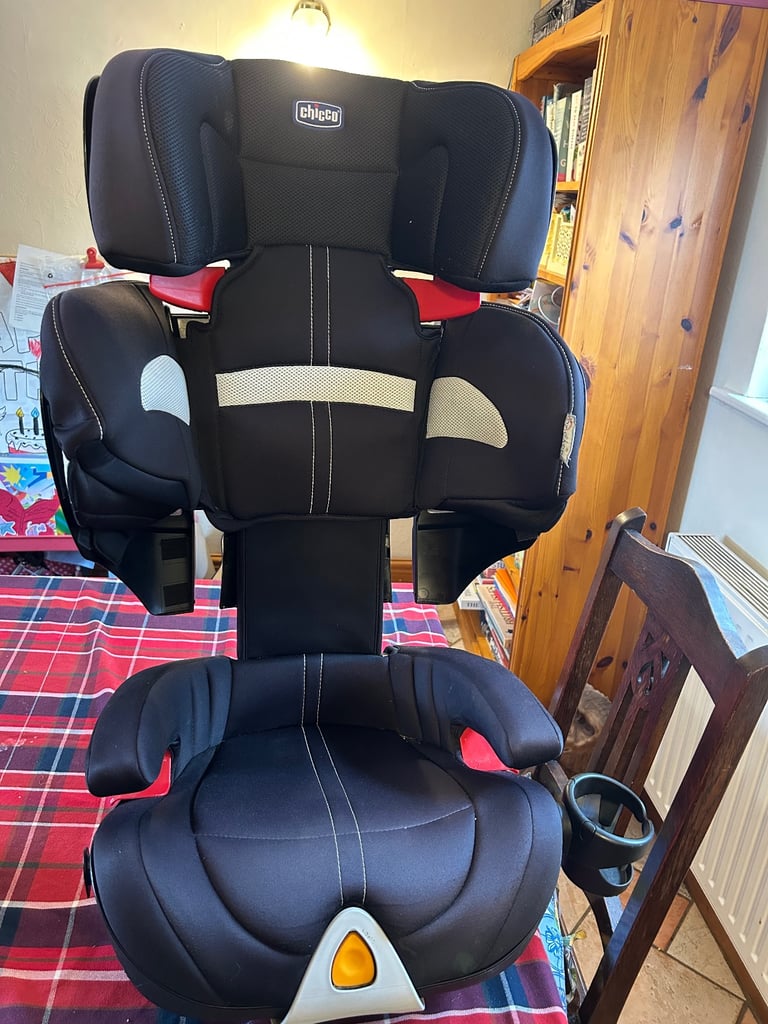 Children’s car seat 12-36 safe, adjustable 