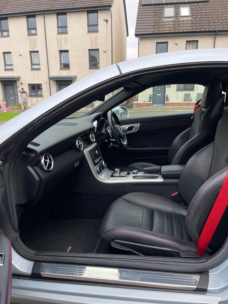 Mercedes-Benz, SLC, Convertible, 2016, Semi-Auto, 2143 (cc), 2 doors