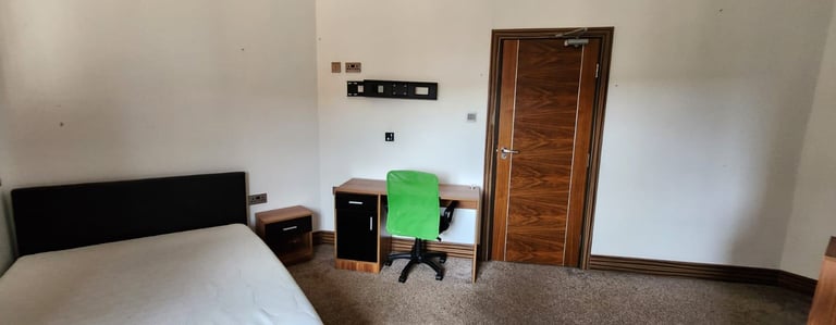Studio Flat Apartment - To Rent - Bills Included (Bradford)