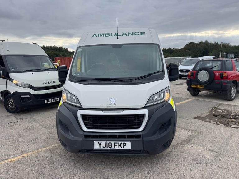 2018/18 PEUGEOT BOXER EX PATIENT TRANFER VEHICLE EURO 6 ULEZ FREE PRICE IS + VAT