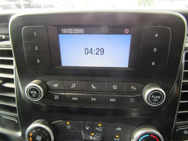 2020 Ford Transit 2.0D EcoBlue 130ps Dropside Chassis Cab Diesel Manual