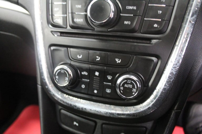 VAUXHALL MOKKA 1.6 CDTi Exclusiv 2WD Euro 6 (s/s) 5dr 2015