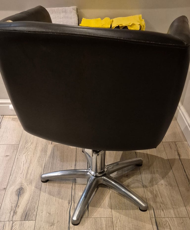 Hairdressing Chair