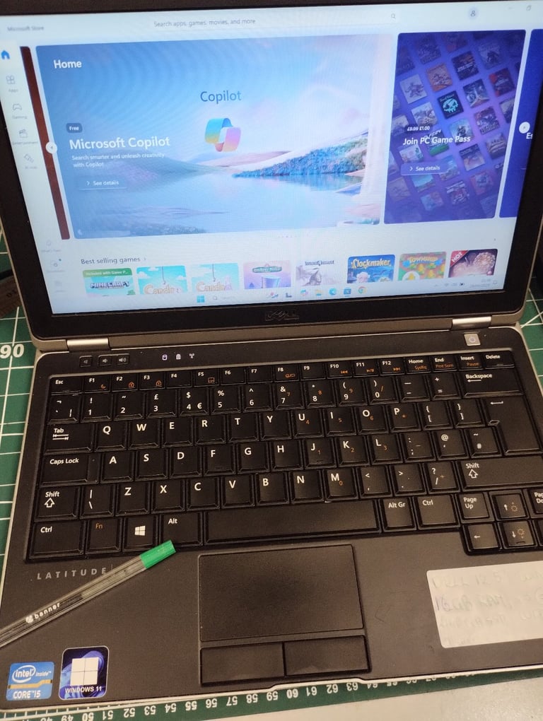 Dell laptop. Windows 11. Full Microsoft Office, 16GB RAM, i5 CPU, 240GB SSD, HDMI, WebCam.