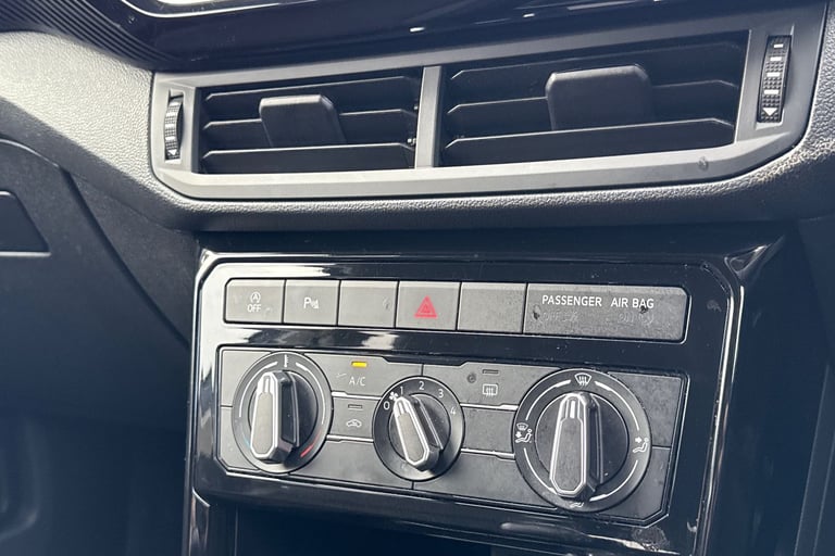 2022 Volkswagen T-Cross 1.0 TSI Black Edition 5dr | Parking Sensors  |  App Connect SUV PETROL Ma...