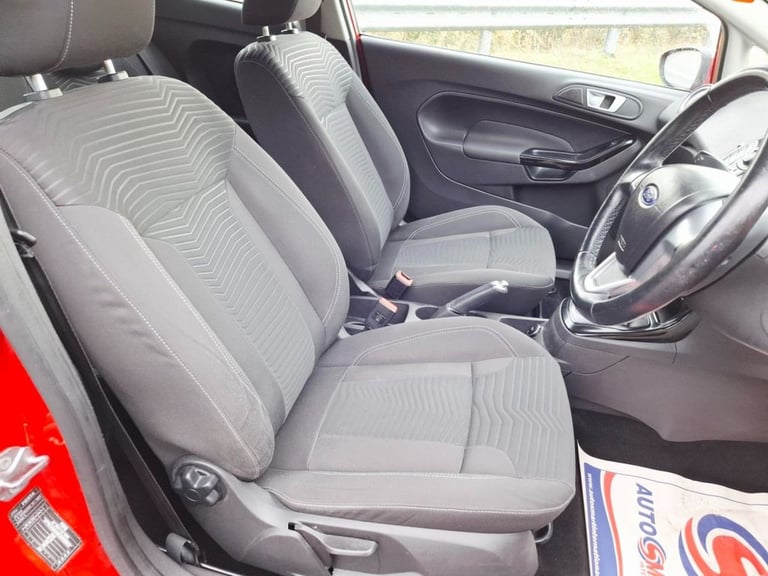 2013 Ford Fiesta 1.6 Zetec 3dr Powershift HATCHBACK PETROL Automatic