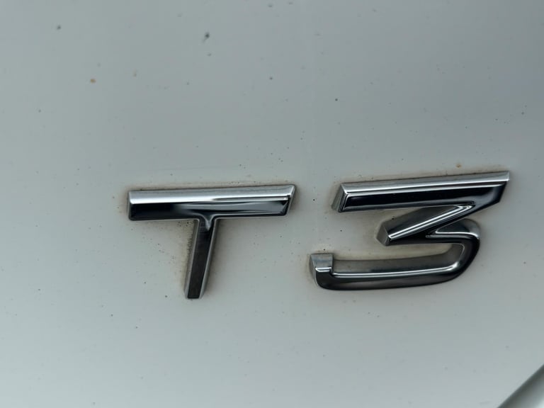 2014 Volvo V40 T3 R DESIGN 5dr HATCHBACK PETROL Manual