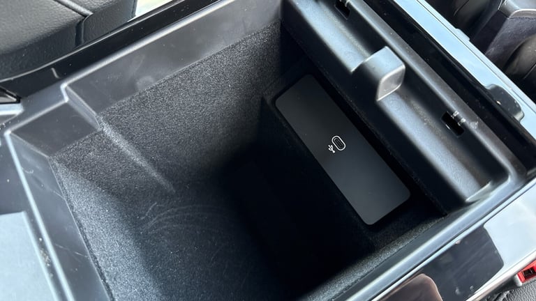 2025 Land Rover Range Rover Evoque 2.0 D165 Dynamic SE 5dr Auto Diesel Hatchback Hatchback Diesel...