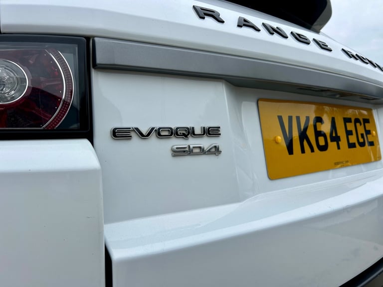 2014 Land Rover Range Rover Evoque 2.2 SD4 Pure 5dr [Tech Pack] ESTATE Diesel Manual