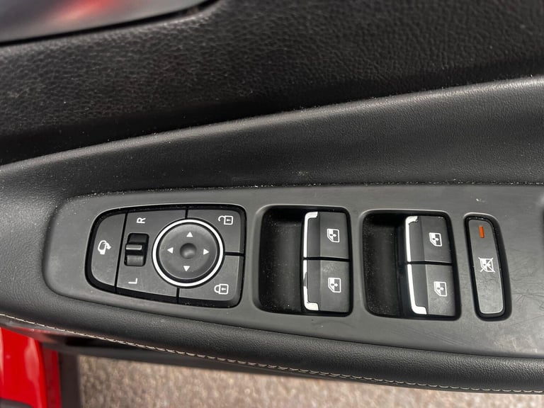 2018 Hyundai Santa Fe 2.2 CRDi Premium SE Auto 4WD Euro 6 (s/s) 5dr 7 Seat ESTATE Diesel Automatic