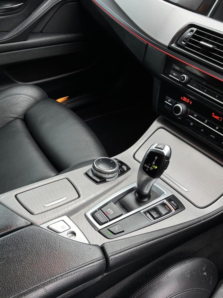 BMW 5 SERIES 2.0 520d M Sport Touring Auto Euro 6 (s/s) 5dr 2014