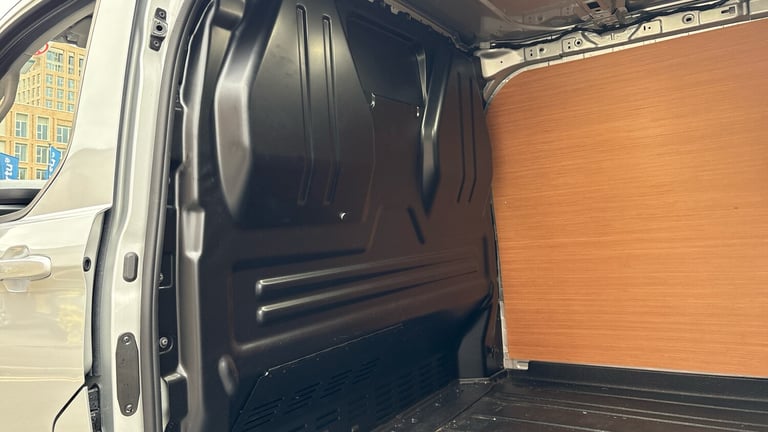 2025 Ford Transit Custom 2.0 EcoBlue 136ps H1 Van Limited Auto PANEL VAN DIESEL Automatic