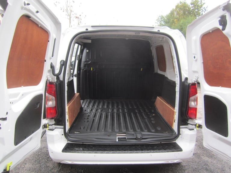 2020 Peugeot Partner 1000 1.5 BlueHDi 100 Asphalt Van PANEL VAN Diesel Manual