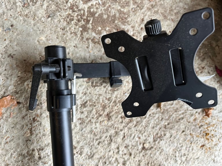 Ewent Monitor desk mount