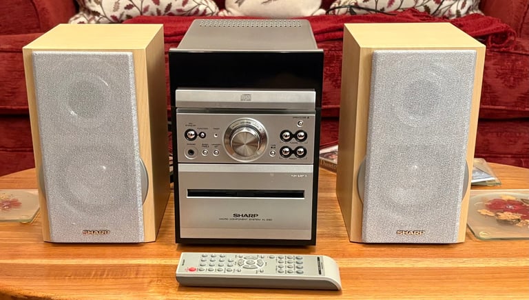 image for SHARP MICRO COMPONENT SYSTEM Model XL-E80