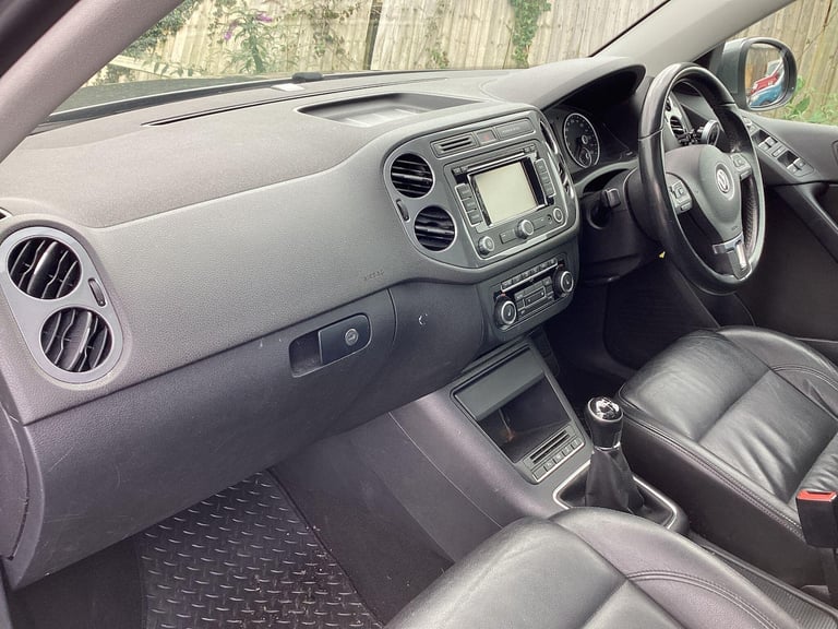 2014 Volkswagen Tiguan 2.0 TDI BlueMotion Tech Match 2WD Euro 5 (s/s) 5dr ESTATE Diesel Manual