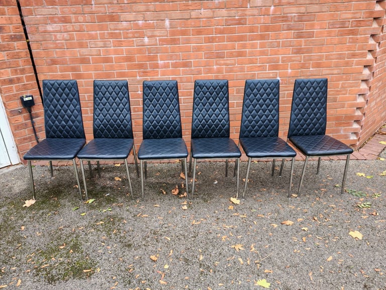 White Extending Dining Table & 6 Black/Chrome Chairs FREE DELIVERY 178