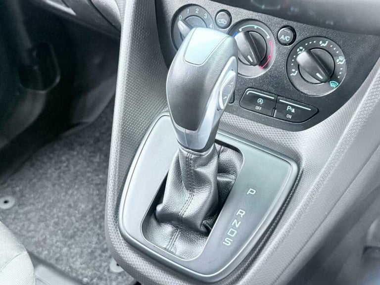 2018 Ford Transit Connect 1.5 240 EcoBlue Trend Panel Van 5dr Diesel Auto L2 Euro 6 (s/s) (120 ps...